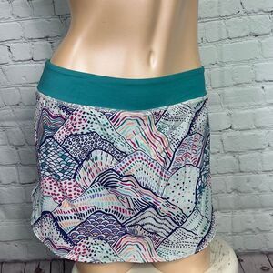Rabbit Teal Frosty Running Skort size XS pockets on side & zipper back